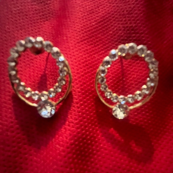 Round Gold Tone with Crystal Accents Pierced Earrings - Picture 1 of 5